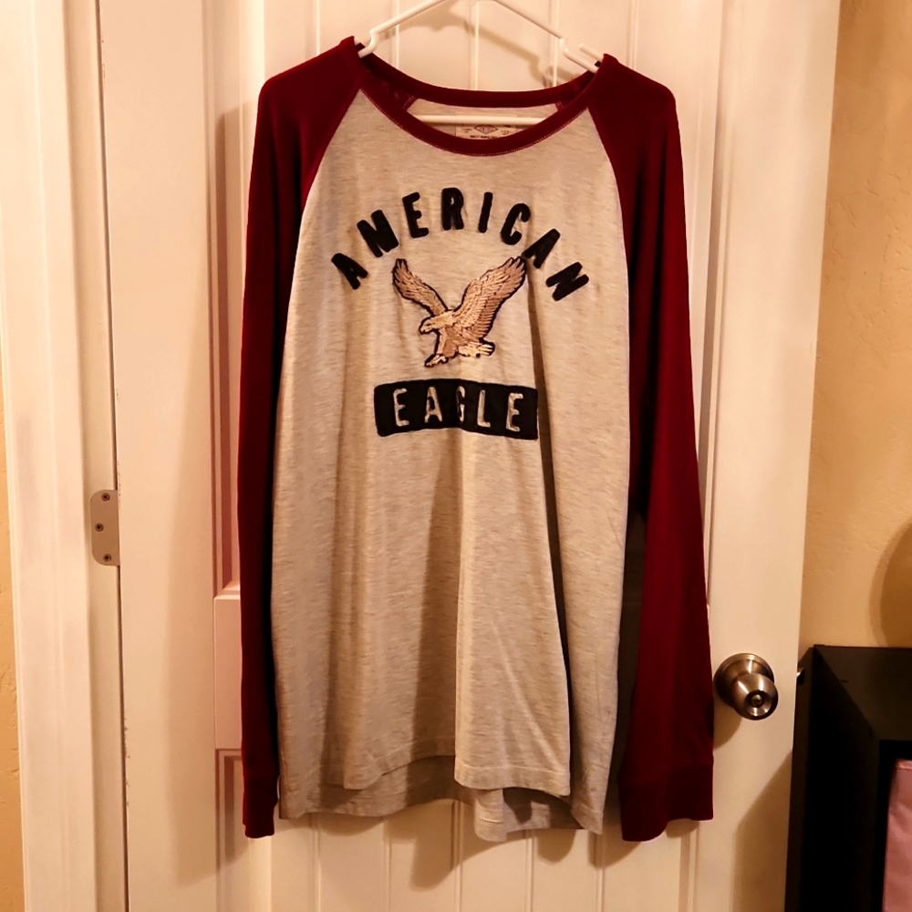 American Eagle men's long sleeve